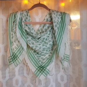 Floral square fringe scarf